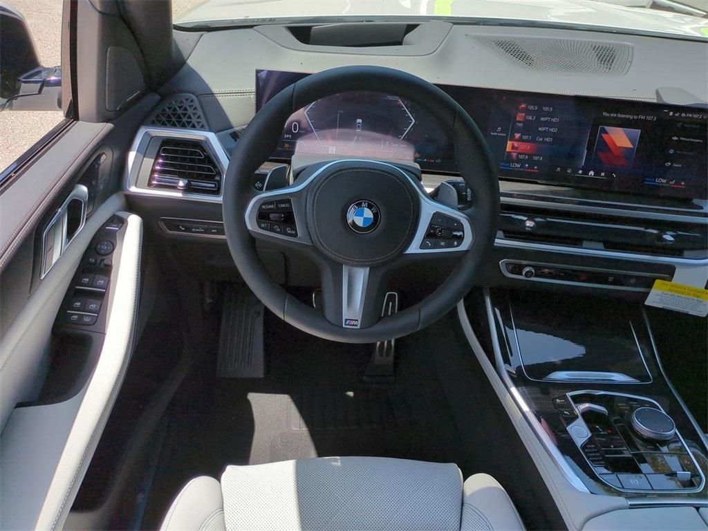 new 2026 BMW X7 car, priced at $100,850