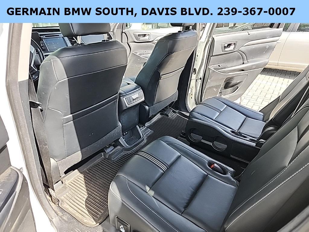 used 2018 Toyota Highlander car, priced at $23,991