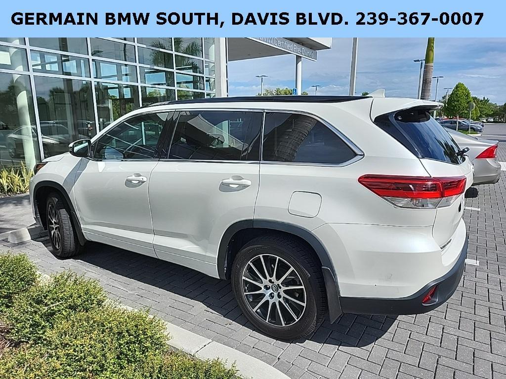 used 2018 Toyota Highlander car, priced at $23,991