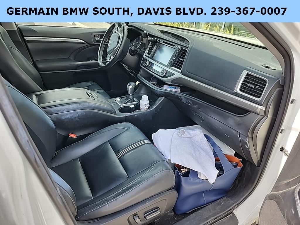 used 2018 Toyota Highlander car, priced at $23,991