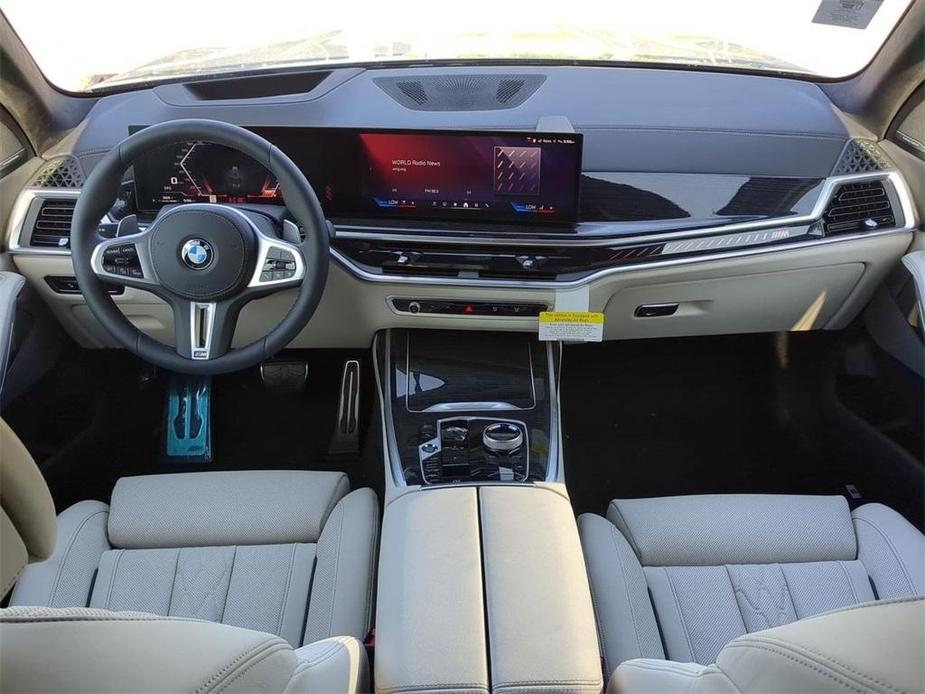 new 2025 BMW X7 car, priced at $121,270