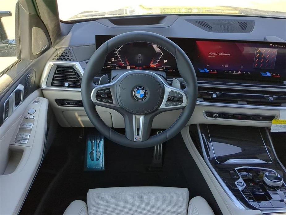 new 2025 BMW X7 car, priced at $121,270