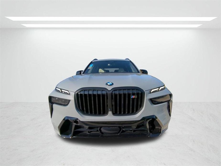 new 2025 BMW X7 car, priced at $121,270