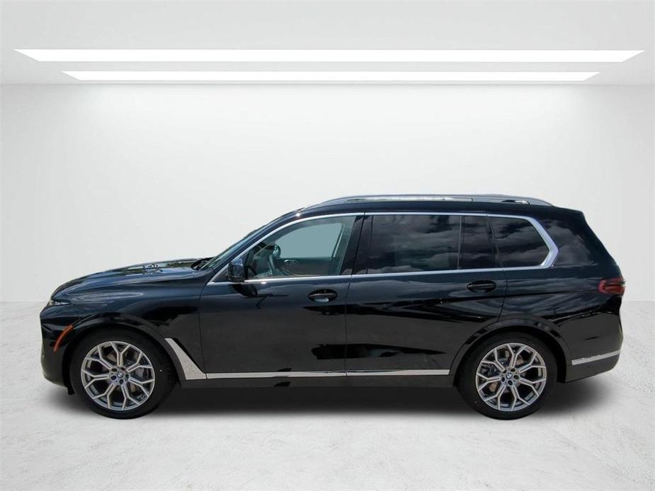 new 2025 BMW X7 car, priced at $90,610