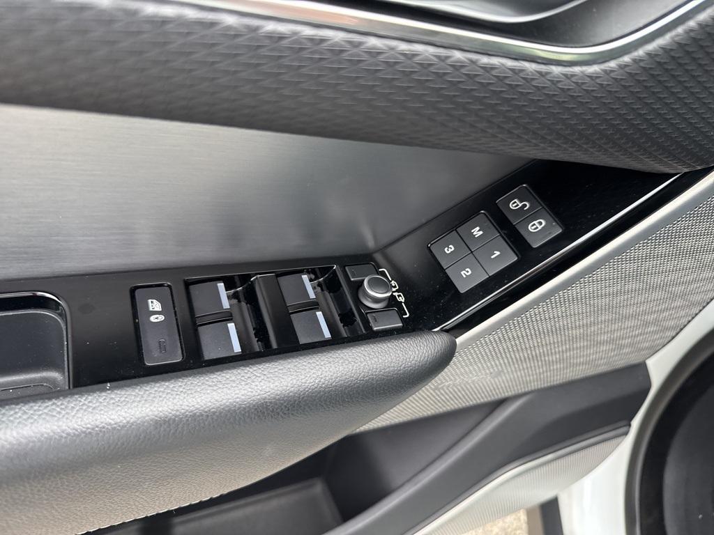 used 2019 Land Rover Range Rover Velar car, priced at $24,995