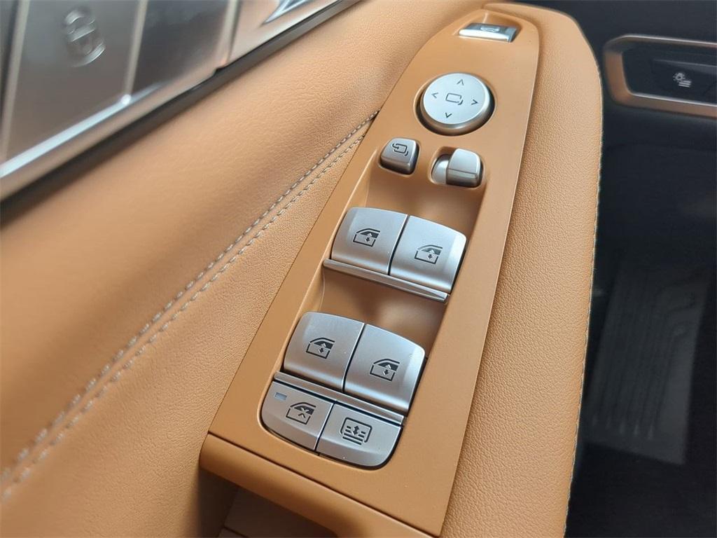 new 2026 BMW X7 car, priced at $93,520