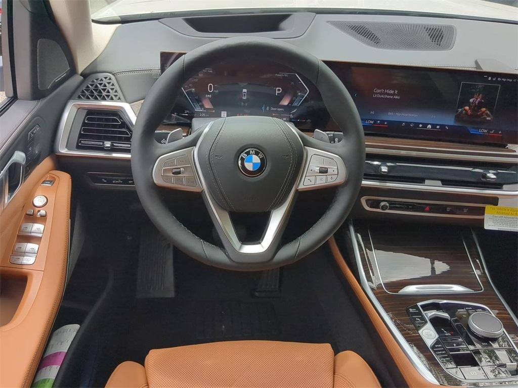 new 2026 BMW X7 car, priced at $93,520