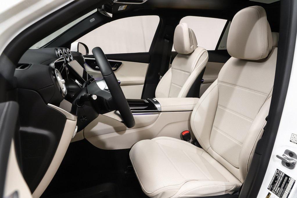 new 2025 Mercedes-Benz GLC 300 car, priced at $55,870