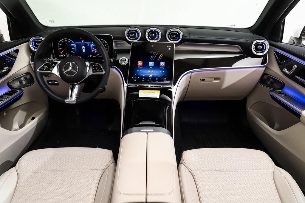 new 2025 Mercedes-Benz GLC 300 car, priced at $55,870