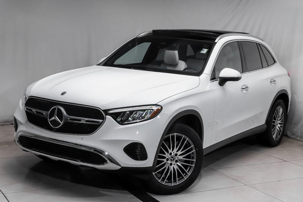 new 2025 Mercedes-Benz GLC 300 car, priced at $55,870