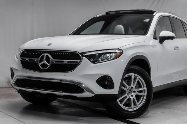 new 2025 Mercedes-Benz GLC 300 car, priced at $53,920