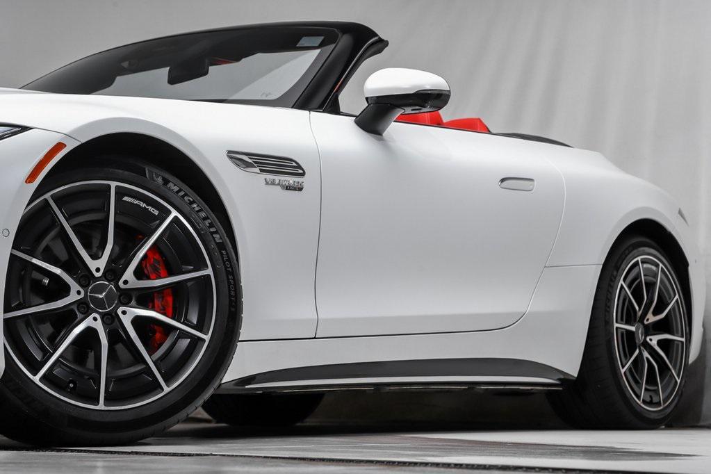 used 2023 Mercedes-Benz AMG SL 55 car, priced at $98,998