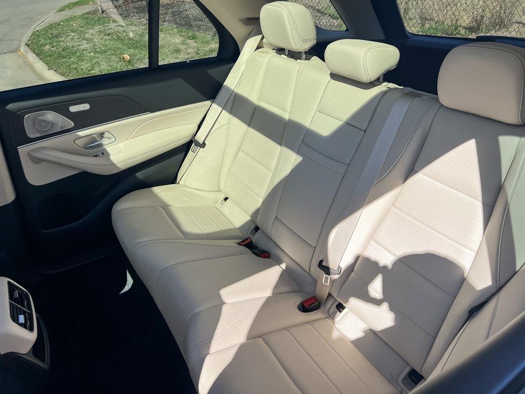 used 2022 Mercedes-Benz GLE 350 car, priced at $47,998