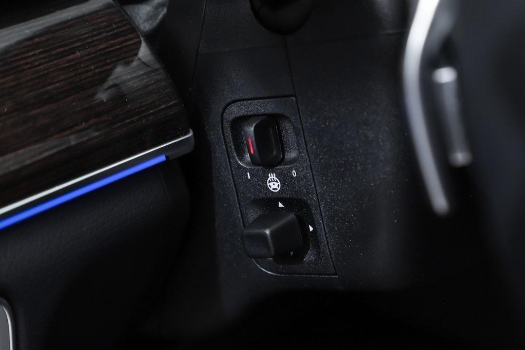 new 2025 Mercedes-Benz GLE 350 car, priced at $62,745