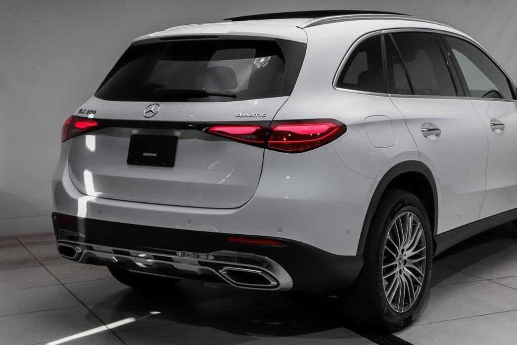 new 2025 Mercedes-Benz GLC 300 car, priced at $55,375
