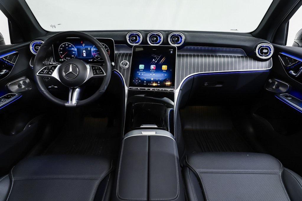 new 2025 Mercedes-Benz GLC 300 car, priced at $52,557