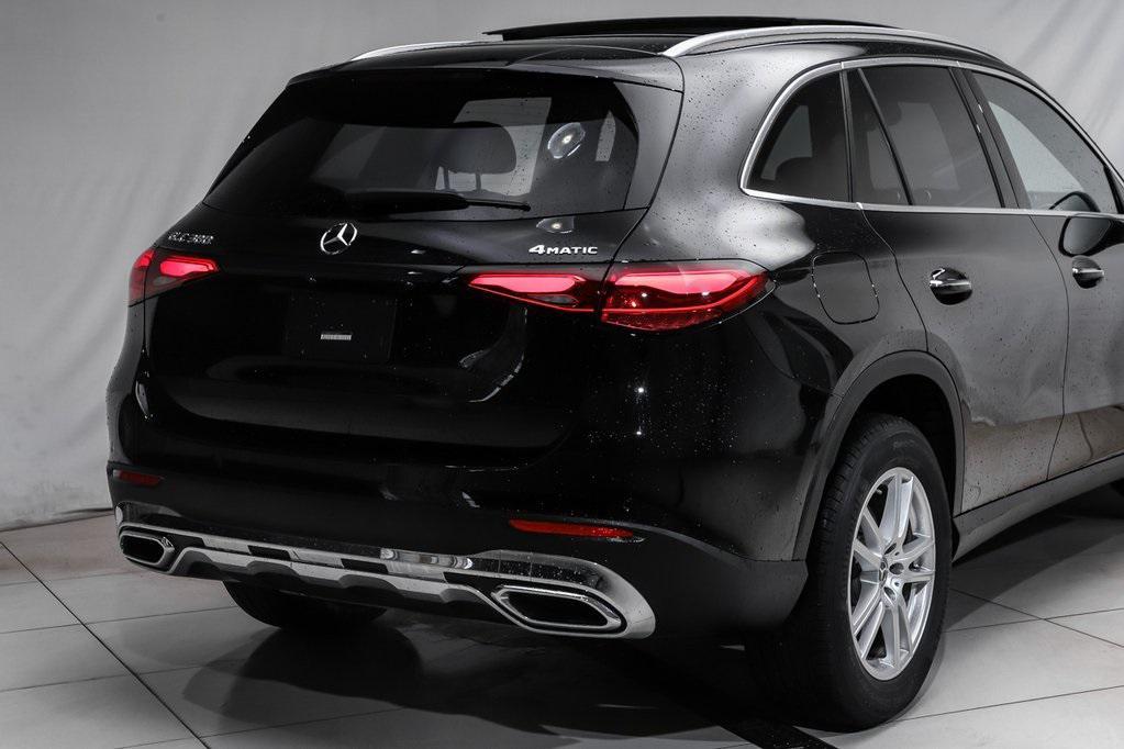 new 2025 Mercedes-Benz GLC 300 car, priced at $52,557