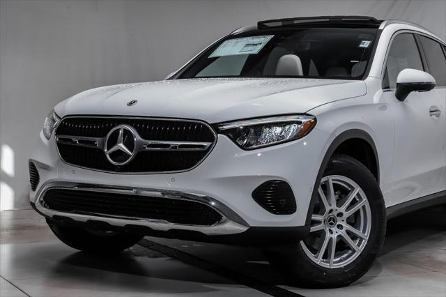 new 2025 Mercedes-Benz GLC 300 car, priced at $55,895