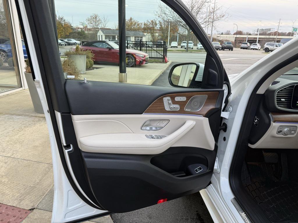 used 2024 Mercedes-Benz GLE 450 car, priced at $65,888