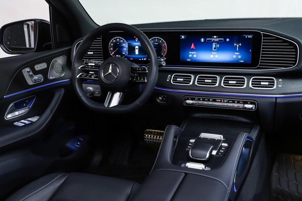 new 2025 Mercedes-Benz GLS 450 car, priced at $96,220