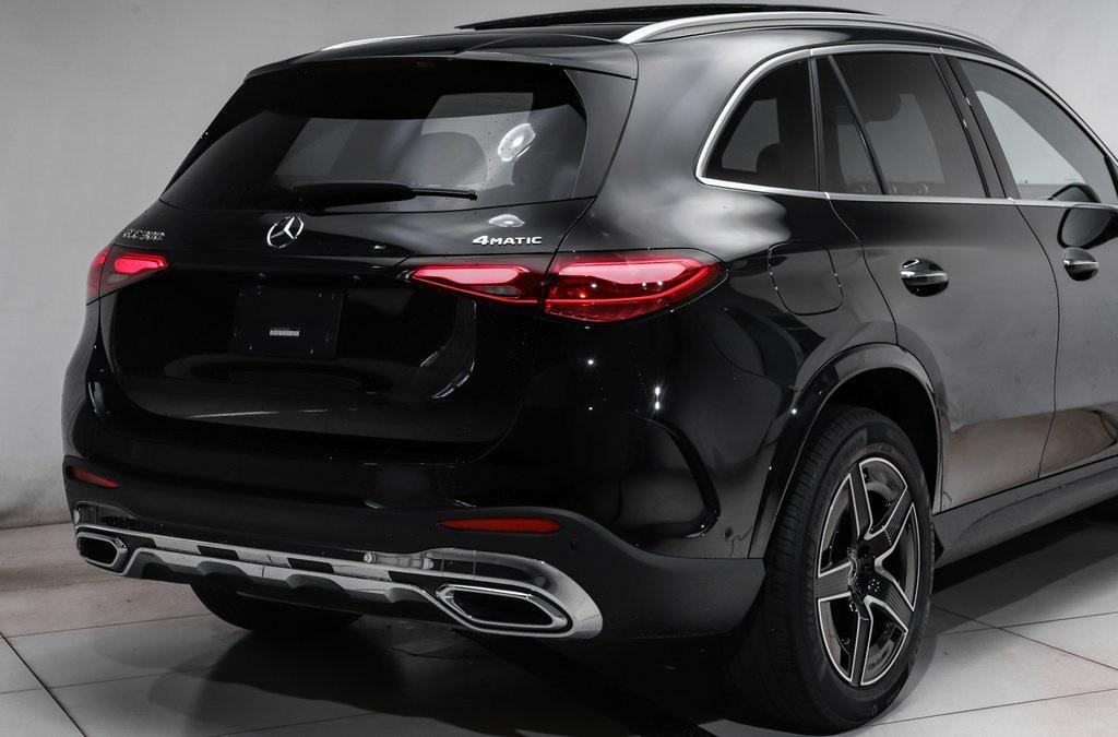 new 2025 Mercedes-Benz GLC 300 car, priced at $56,894