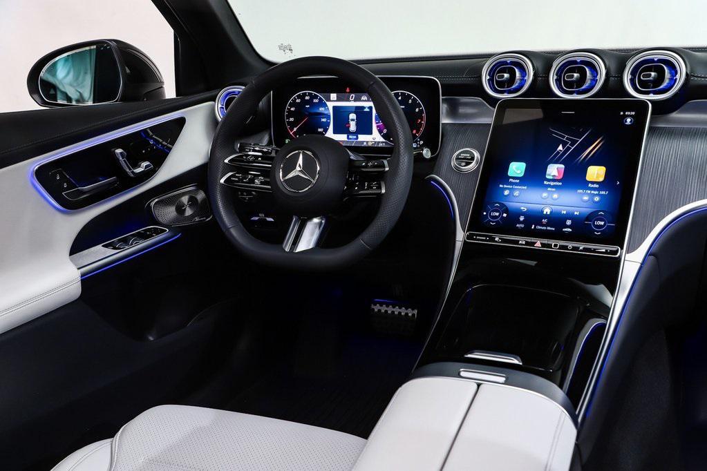 new 2025 Mercedes-Benz GLC 300 car, priced at $56,894