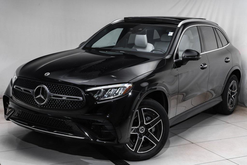 new 2025 Mercedes-Benz GLC 300 car, priced at $56,894