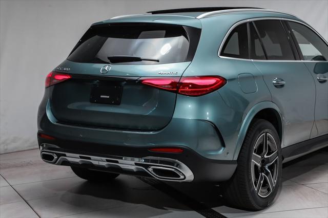 new 2025 Mercedes-Benz GLC 300 car, priced at $61,140