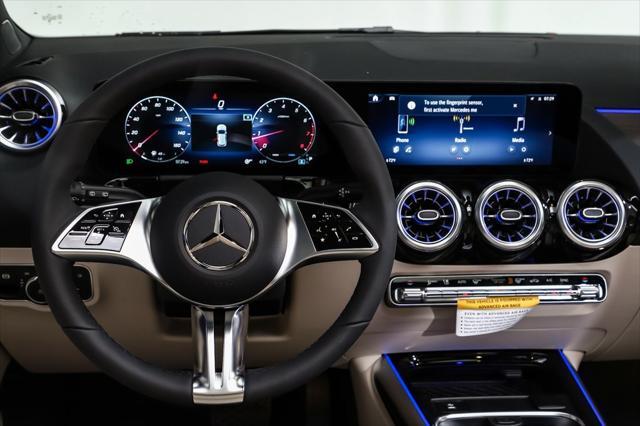 new 2025 Mercedes-Benz GLA 250 car, priced at $45,633