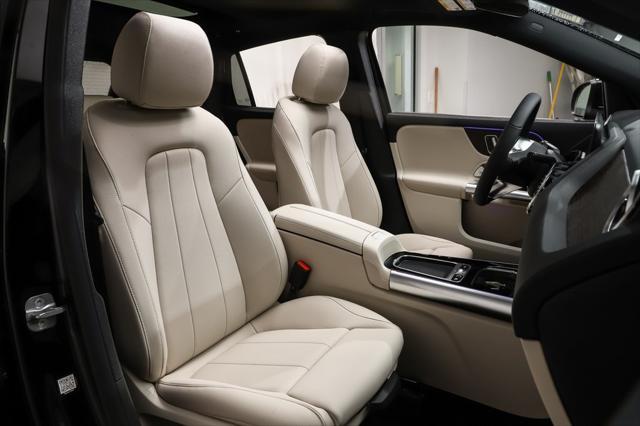 new 2025 Mercedes-Benz GLA 250 car, priced at $45,633