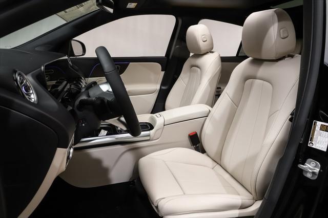 new 2025 Mercedes-Benz GLA 250 car, priced at $45,633