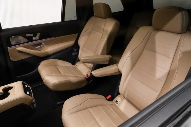 new 2025 Mercedes-Benz GLS 450 car, priced at $102,685