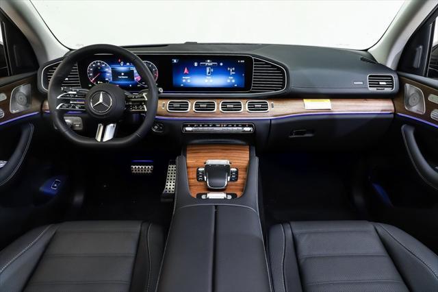 new 2025 Mercedes-Benz GLS 450 car, priced at $103,385