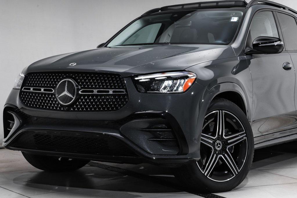 new 2025 Mercedes-Benz GLE 580 car, priced at $98,792