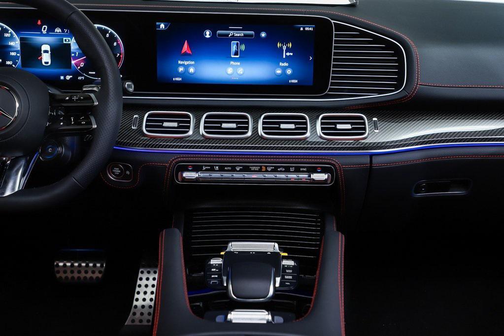 new 2025 Mercedes-Benz AMG GLE 53 car, priced at $101,570