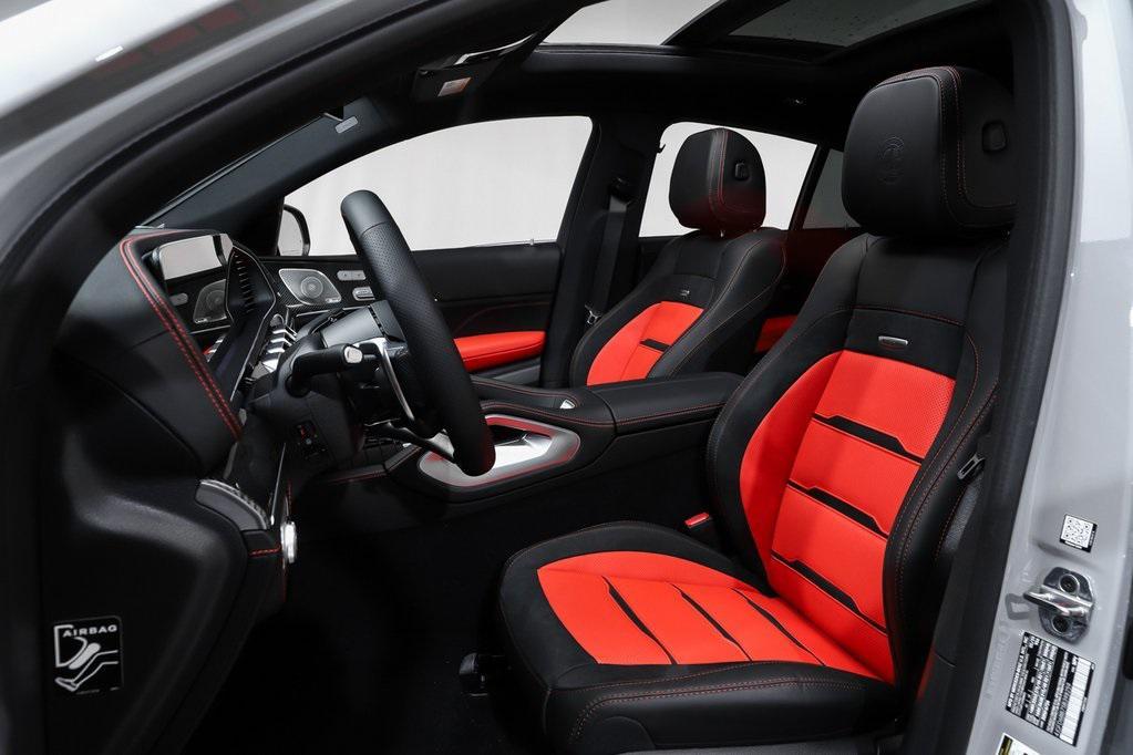 new 2025 Mercedes-Benz AMG GLE 53 car, priced at $101,570