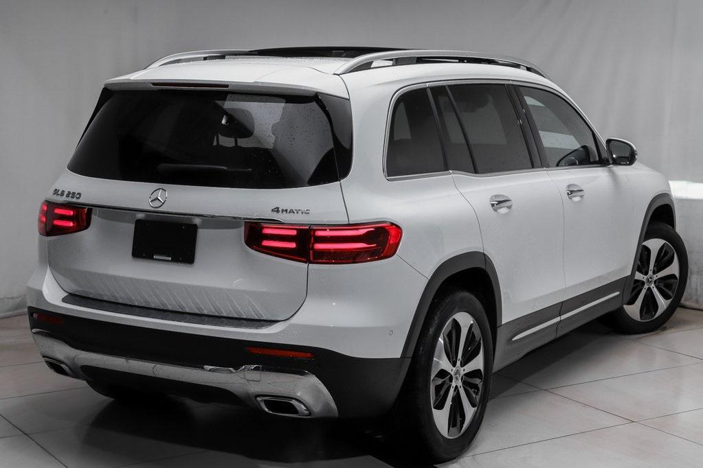 new 2025 Mercedes-Benz GLB 250 car, priced at $49,961