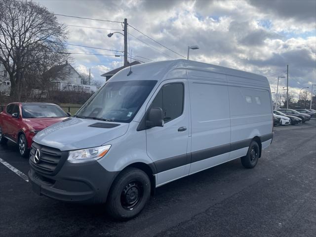 new 2025 Mercedes-Benz Sprinter 2500 car, priced at $68,318