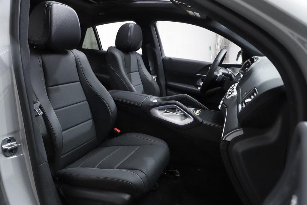 new 2026 Mercedes-Benz GLE 450 car, priced at $89,595