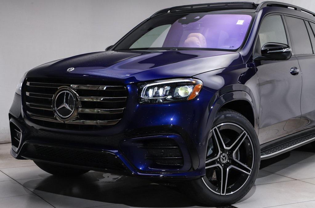 new 2026 Mercedes-Benz GLS 450 car, priced at $111,670