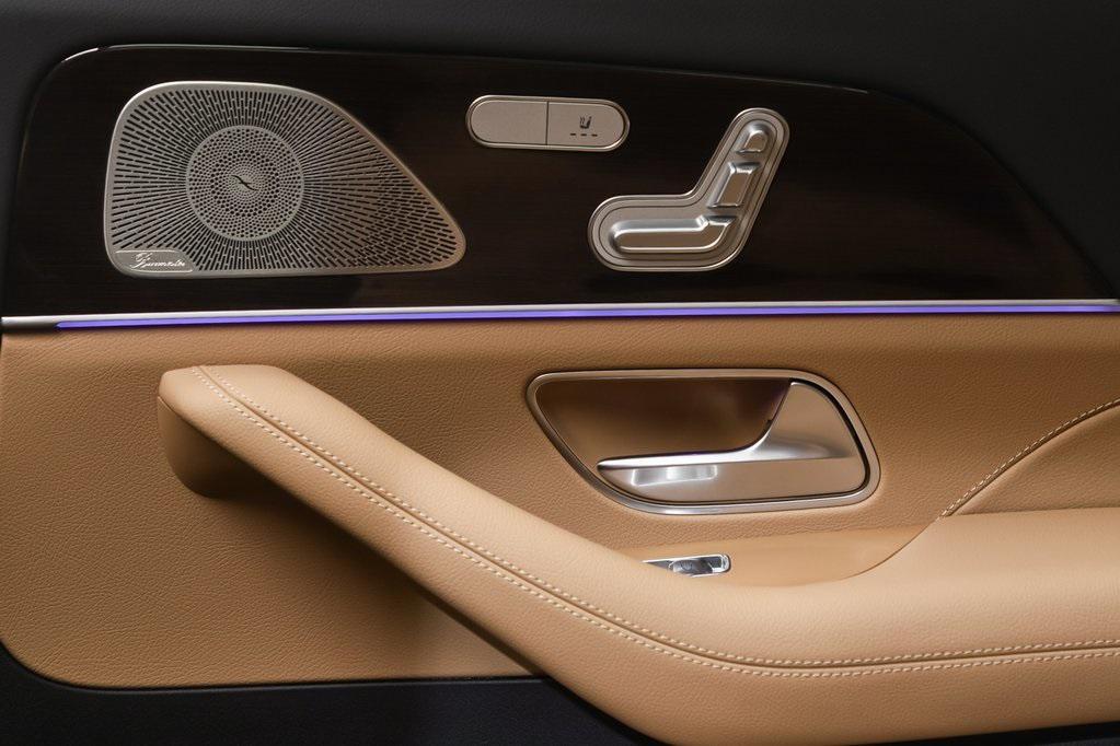 new 2026 Mercedes-Benz GLS 450 car, priced at $111,670