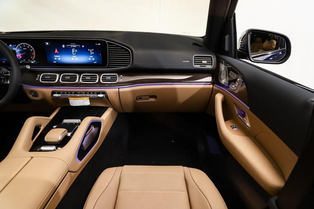 new 2026 Mercedes-Benz GLS 450 car, priced at $111,670