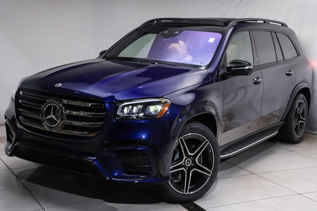 new 2026 Mercedes-Benz GLS 450 car, priced at $111,670