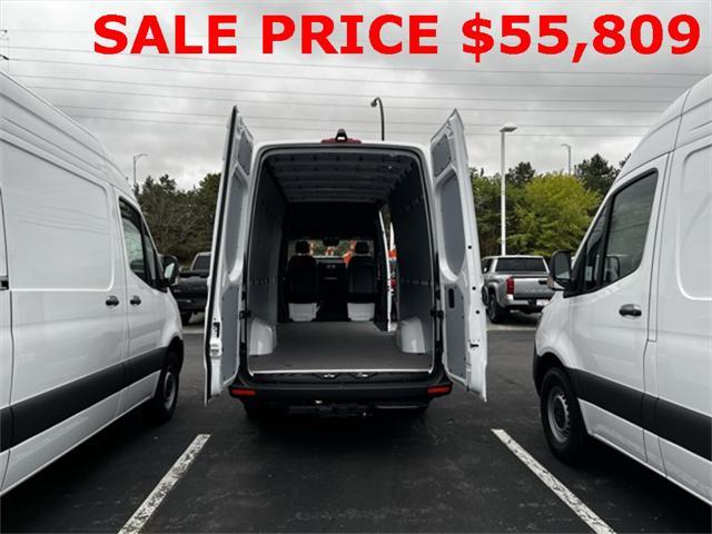 new 2024 Mercedes-Benz Sprinter 2500 car, priced at $64,111