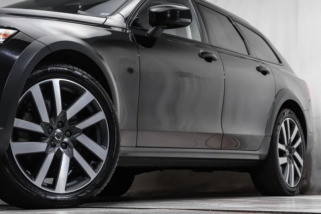used 2022 Volvo V90 Cross Country car, priced at $36,997