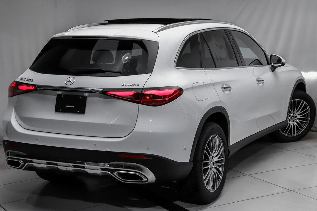 new 2025 Mercedes-Benz GLC 300 car, priced at $54,610