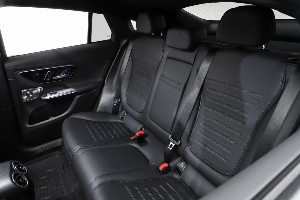 new 2025 Mercedes-Benz GLC 300 car, priced at $60,993