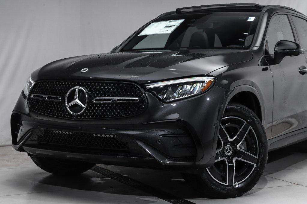 new 2025 Mercedes-Benz GLC 300 car, priced at $57,985