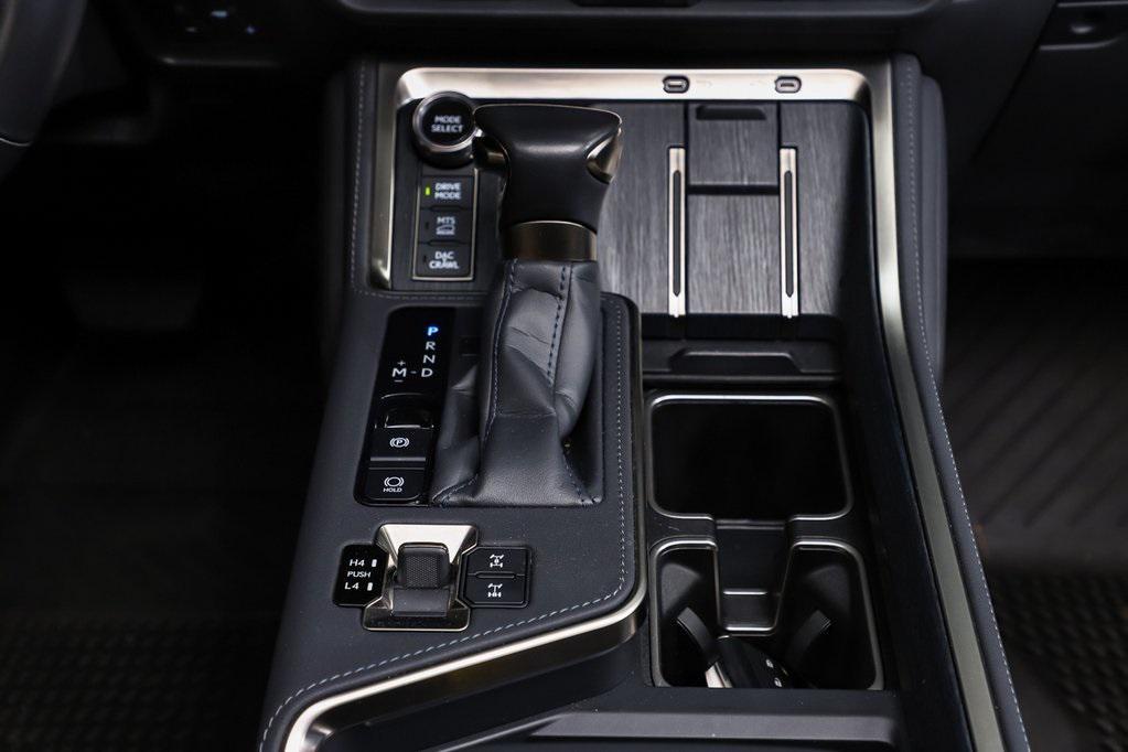 used 2024 Lexus GX 550 car, priced at $79,994