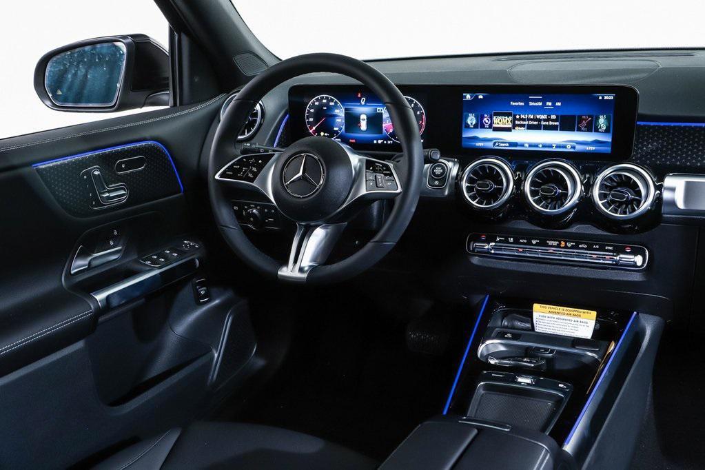 new 2025 Mercedes-Benz GLB 250 car, priced at $44,812